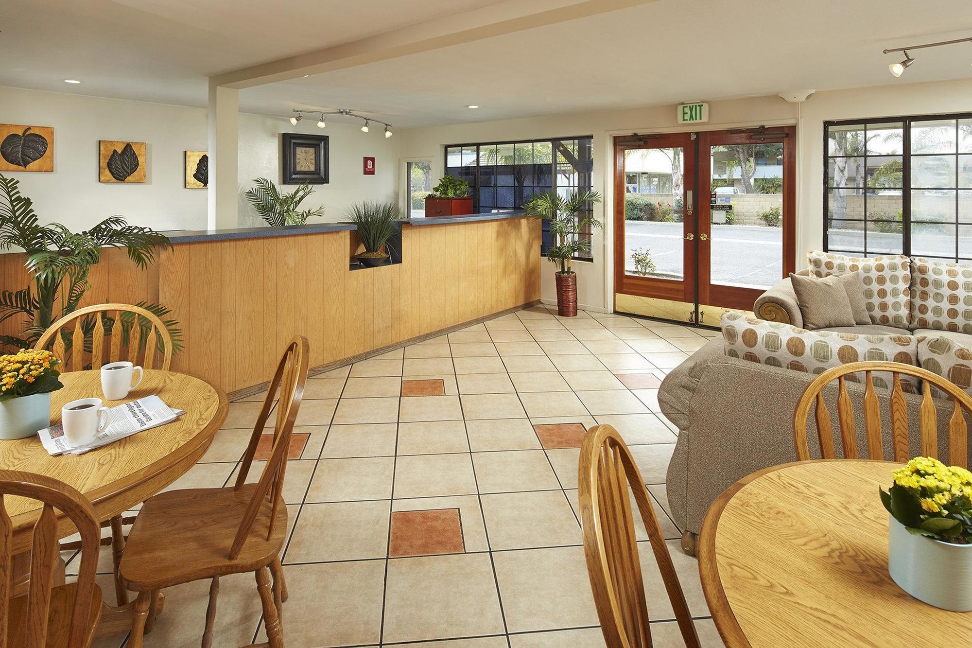 Red Roof Inn Lompoc Dış mekan fotoğraf
